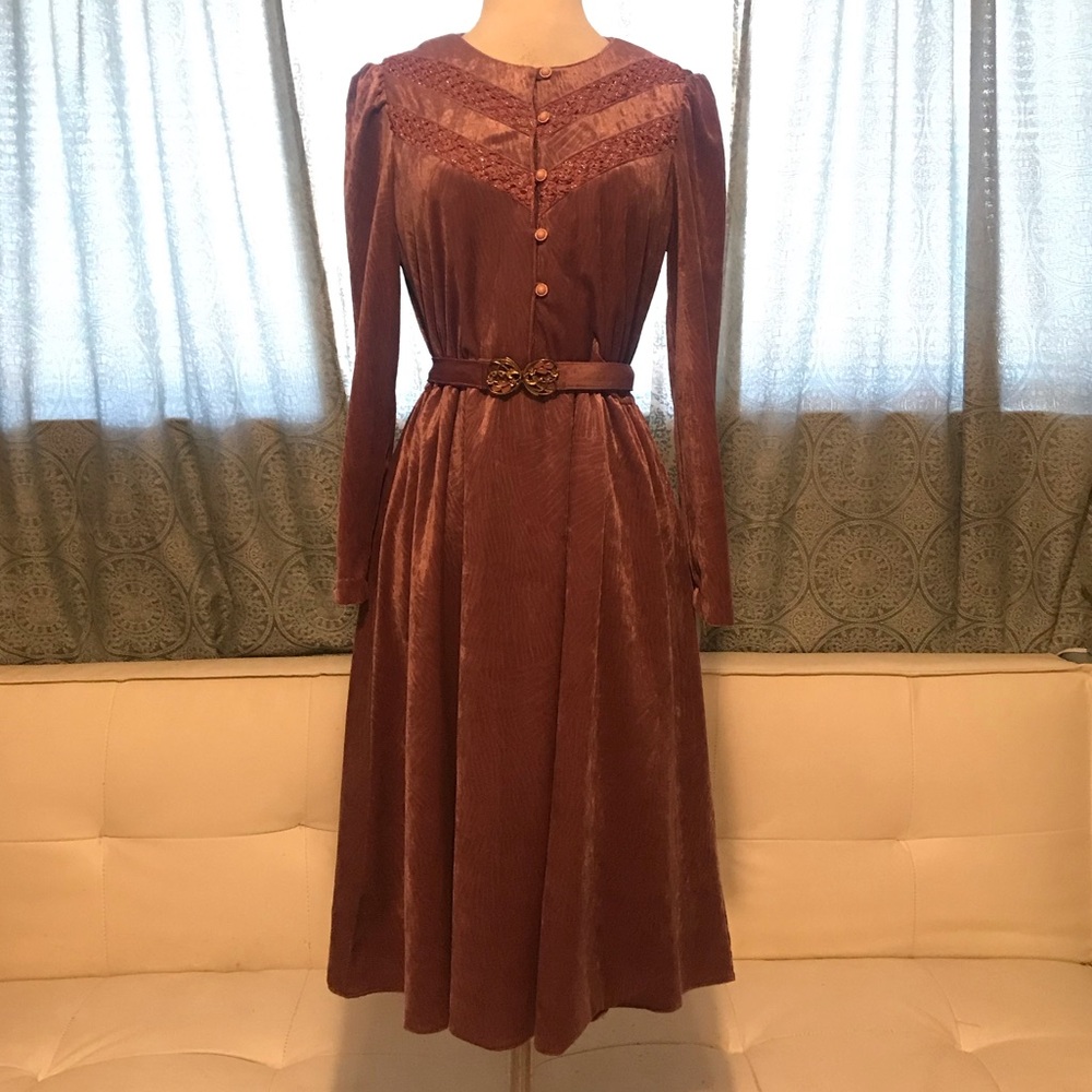 Elegant Brown Midi Dress